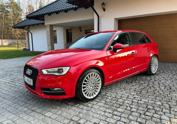 Audi A3 cena 58800 przebieg: 237802, rok produkcji 2015 z Kielce małe 191